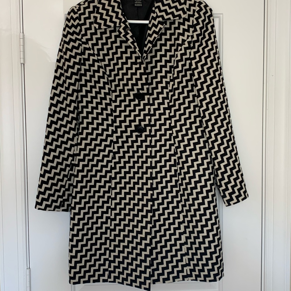 Super stylish Lightweight coat/jacket/blazer.